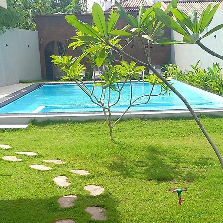 Ocean View Tourist Guest House At Negombo Beach Near The Airport Exteriör bild