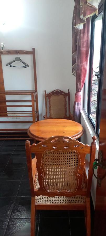 Ocean View Tourist Guest House At Negombo Beach Near The Airport Exteriör bild